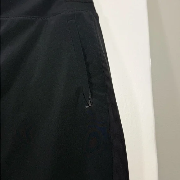 Athleta Size 10 Women’s Black Skirt - Picture 6 of 16